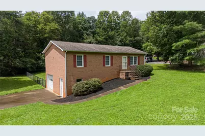 2970 Lake Drive, Morganton, NC 28655 - Photo 1