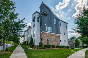 3355 Bending Birch Pl, Charlotte, NC 28206 - Photo 1