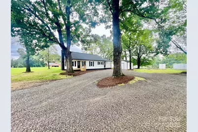 5665 E Nc Hwy 90 Highway, Hiddenite, NC 28636 - Photo 1