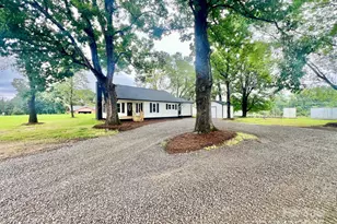 5665 E Nc Hwy 90 Hwy, Hiddenite, NC 28636 - Photo 1