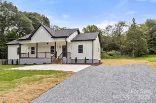 614 Hardin Rd, Dallas, NC 28034 - Photo 1