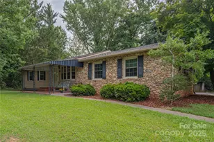 171 Olivette Rd, Asheville, NC 28804 - Photo 1