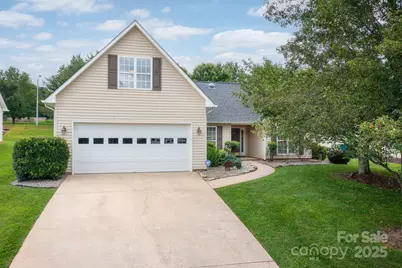 316 Pole Barn Drive, Asheville, NC 28806 - Photo 1