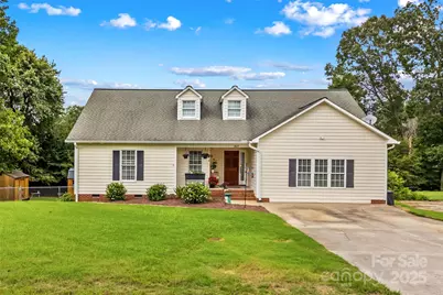 1829 Kenmore Drive, Statesville, NC 28625 - Photo 1