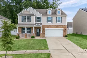 919 Rock Haven Dr, Charlotte, NC 28216 - Photo 1