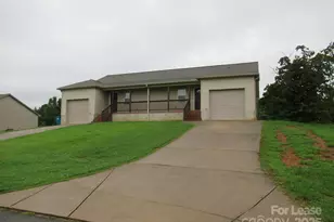 1990 Glen Manor Ct, Lincolnton, NC 28092 - Photo 1