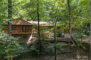 39 Foxglove Rd, Hendersonville, NC 28739 - Photo 1