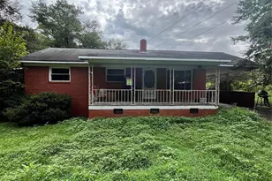 1908 Mayberry Rd, Dallas, NC 28034 - Photo 1