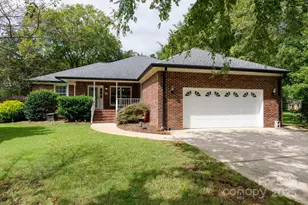 8282 Scarlet Oak Ct, Harrisburg, NC 28075 - Photo 1