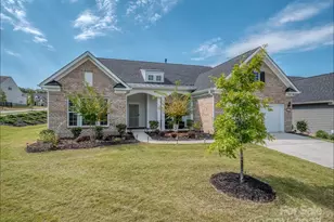 9332 Miami Blf Dr, Huntersville, NC 28078 - Photo 1