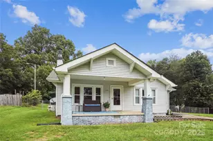 608 E Maple Ave, Gastonia, NC 28054 - Photo 1