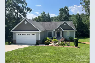 2302 Saratoga Run, Morganton, NC 28655 - Photo 1