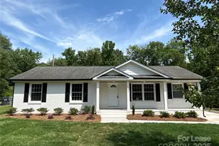 6209 Idlebrook Dr, Charlotte, NC 28212 - Photo 1