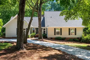 5225 Camilla Dr, Charlotte, NC 28226 - Photo 1