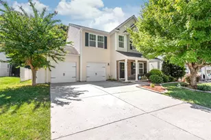 9810 Fernspray Rd, Charlotte, NC 28215 - Photo 1