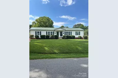 511 6th Street SW, Conover, NC 28613 - Photo 1