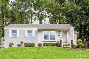 909 September Ln, Charlotte, NC 28208 - Photo 1