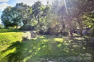 1111 W 7th Ave, Gastonia, NC 28052 - Photo 1