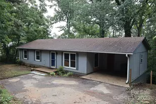 124 Pine Hill Dr, Swannanoa, NC 28778 - Photo 1