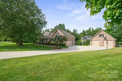 6200 Bellingham Drive, Mount Holly, NC 28120 - Photo 1