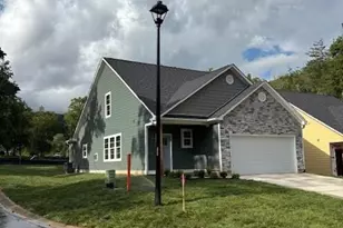 208 Slade Ln, Black Mountain, NC 28711 - Photo 1