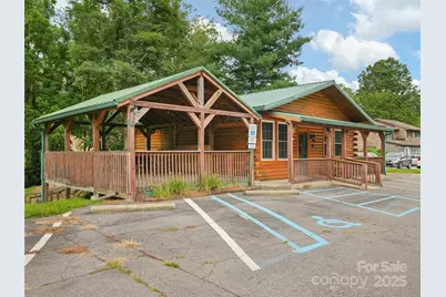 2052 Dellwood Road, Waynesville, NC 28786 - Photo 1