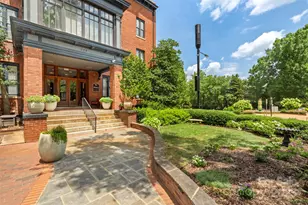 229 N Poplar St, Charlotte, NC 28202 - Photo 1