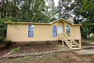 8131 Strawberry Point Dr, Charlotte, NC 28215 - Photo 1