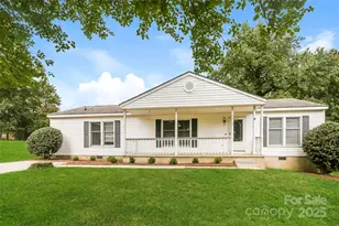 6010 Amberly Ln, Charlotte, NC 28213 - Photo 1