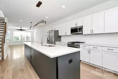 1919 W Trade Street, Charlotte, NC 28216 - Photo 1