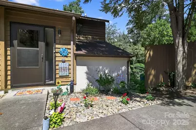 1420 11th Street Drive NW #1, Hickory, NC 28601 - Photo 1