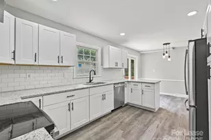 2544 Cedarwild Rd, Charlotte, NC 28212 - Photo 1