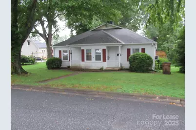 520 E Pine Street, Lincolnton, NC 28092 - Photo 1