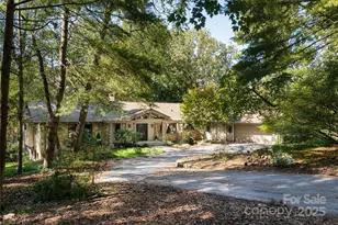 5 Holly Hill Rd, Asheville, NC 28803 - Photo 1
