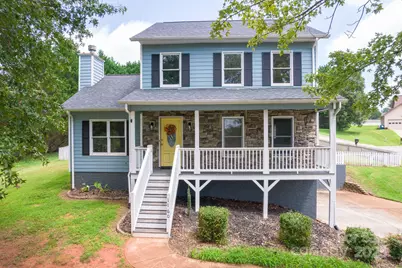 1160 Mulberry Lane, Hickory, NC 28602 - Photo 1