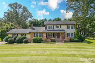 205 W Gaston Ave, Bessemer City, NC 28016 - Photo 1