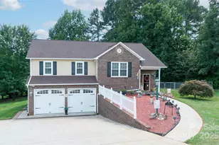 3111 Dry Ponds Rd, Granite Falls, NC 28630 - Photo 1