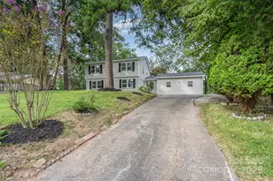 5813 Allenstown Dr, Charlotte, NC 28215 - Photo 1