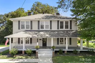 502 Forney Ave, Lincolnton, NC 28092 - Photo 1