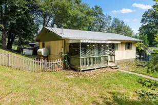 106 Culpepper Dr, Waynesville, NC 28786 - Photo 1