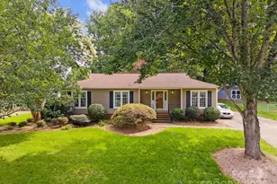 2624 Castlewood Dr, Gastonia, NC 28056 - Photo 1