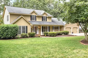 1150 18th Ave NE, Hickory, NC 28601 - Photo 1