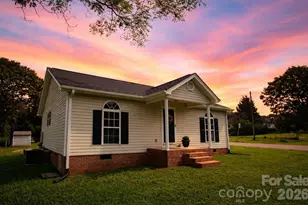318 Huffman Rd, Gastonia, NC 28056 - Photo 1