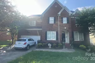 3214 Grandeur Rd, Charlotte, NC 28269 - Photo 1