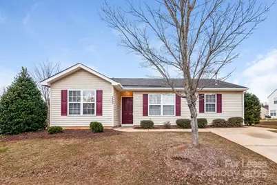 2903 Fairglen Road, Charlotte, NC 28269 - Photo 1