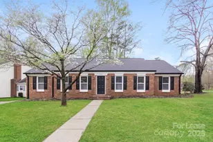 5000 Tritton Pl, Charlotte, NC 28227 - Photo 1