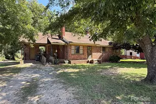 201 St Michael Ave, Great Falls, SC 29055 - Photo 1