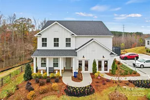 14214 New Crst Dr, Huntersville, NC 28078 - Photo 1