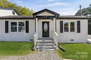 403 Julius Chambers Ave, Mount Gilead, NC 27306 - Photo 1