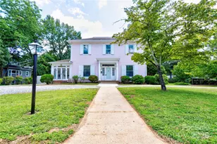 615 W Warren St, Shelby, NC 28150 - Photo 1